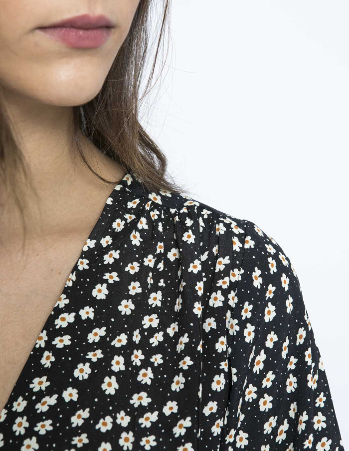 vestido envolvente negro margaritas wild pony sommes demode zaragoza