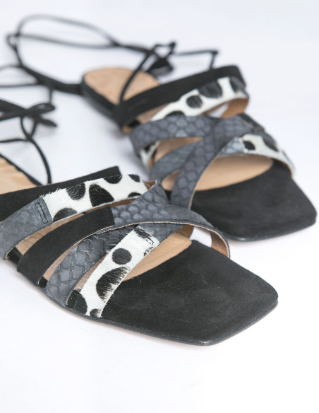 SANDALIAS TIRAS NEGRAS ANIMAL PRINT MUSTANG- SOMMES DEMODE- ZARAGOZA