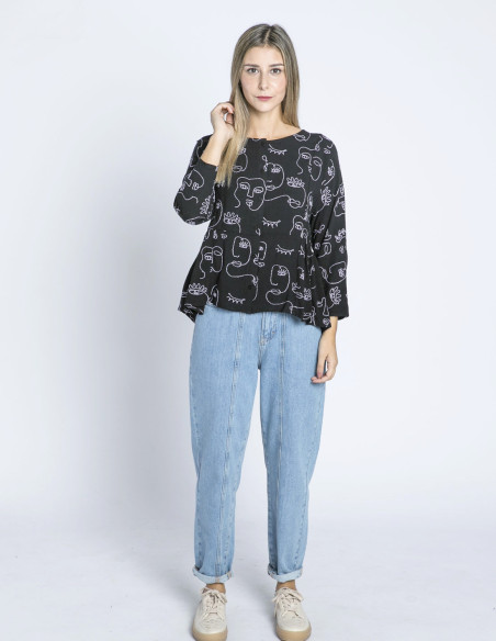 blusa negra faces bordada pepa loves sommes demode zaragoza