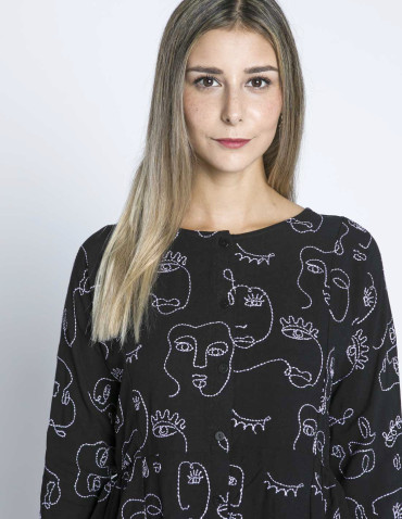 blusa negra faces bordada pepa loves sommes demode zaragoza 2