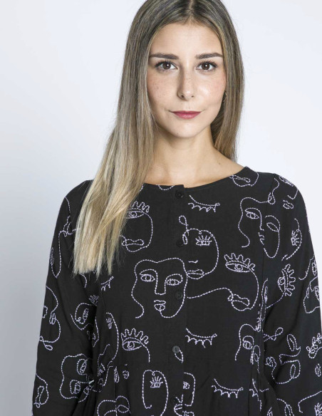 blusa negra faces bordada pepa loves sommes demode zaragoza