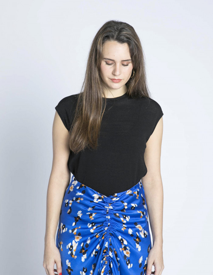 top oversize sin mangas negro compañia fantastica sommes demode zaragoza