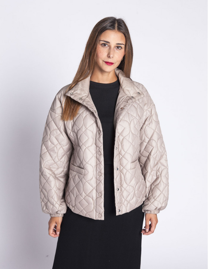 chaqueta acolchada beige efora ichi sommes demode zaragoza
