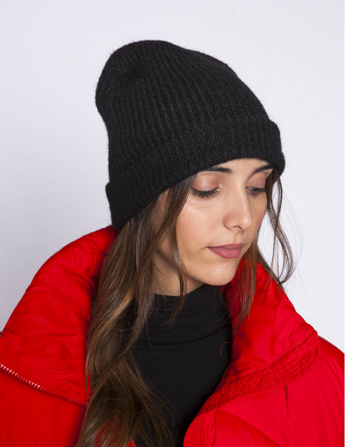 gorro punto negro lambert grace and mila sommes demode online