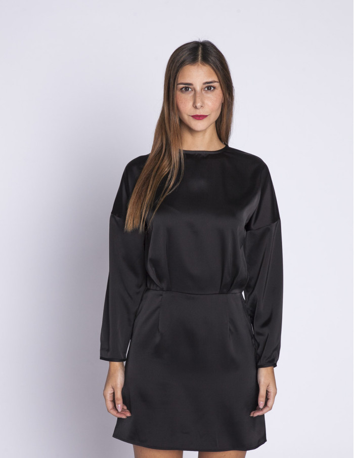 vestido corto satinado negro compañia fantastica sommes demode zaragoza