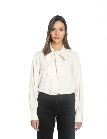 camisa blanca lazada hanyo byoung sommes demode zaragoza