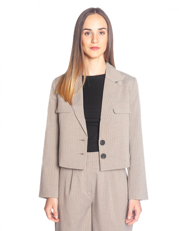 blazer crop beige raya diplomatica elotte byoung sommes demode zaragoza