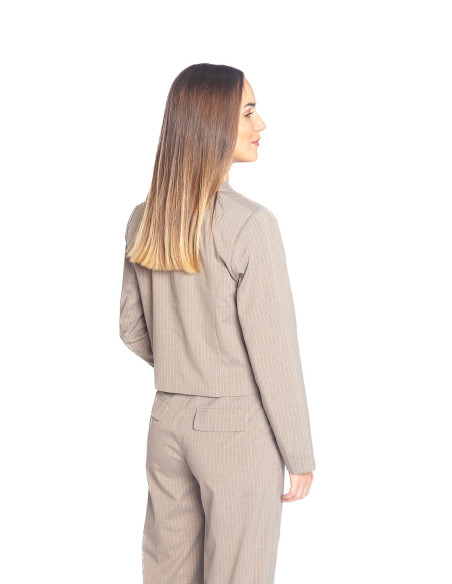 blazer crop beige raya diplomatica elotte byoung sommes demode zaragoza