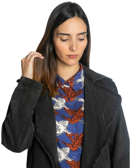 Gabardina denim color nero lavado Compañía Fantástica Sommes Demode Zaragoza