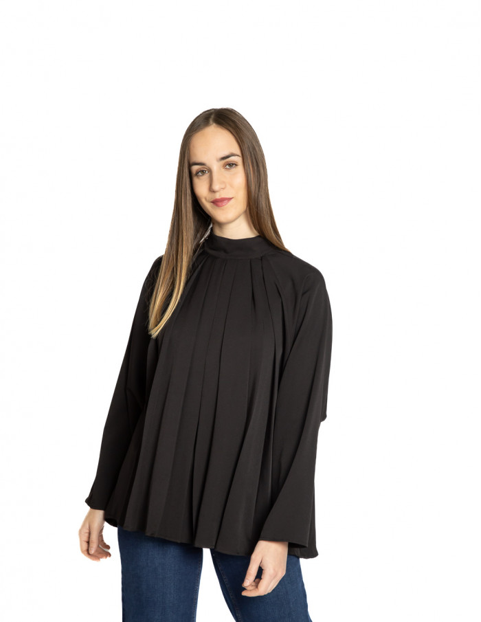 blusa plisada negra manga murcielago yaya sommes demode zaragoza