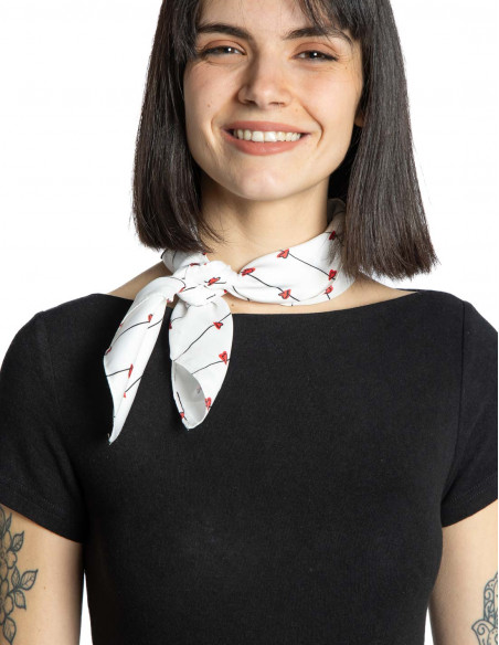 Pañuelo blanco corazones Cianna Ichi Sommes Demode Zaragoza