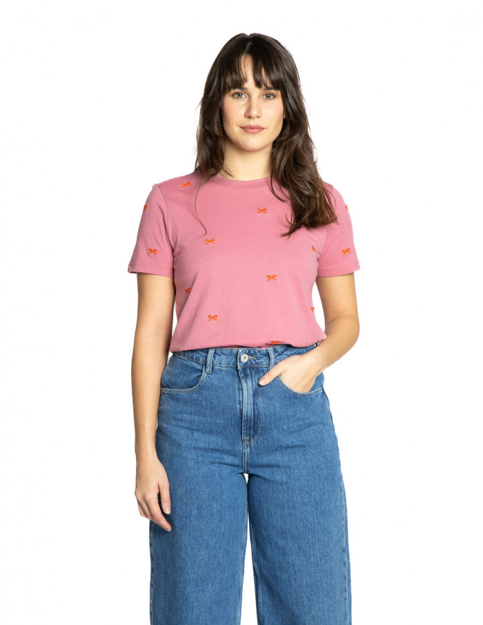 Camiseta rosa lazos naranjas camino Ichi Sommes Demode Zaragoza