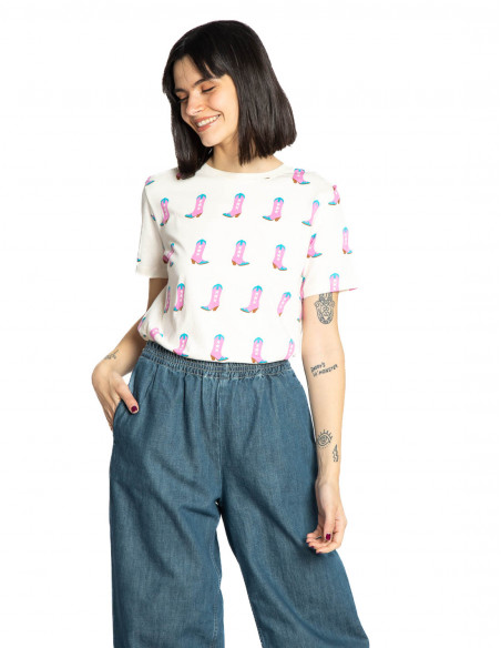 Camiseta blanca botas cowboy Maggie sugarhill Sommes Demode Zaragoza