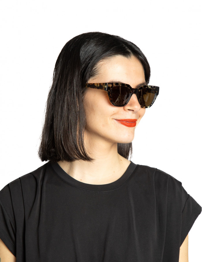 gafas de sol kaws yellow tortoise a.kjaerbede sommes demode zaragoza