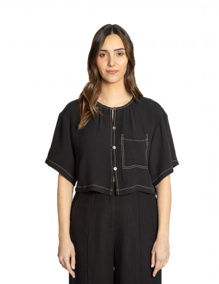 Camisa crop tejido arrugado negra Casimire Frnch Sommes Demode Zaragoza
