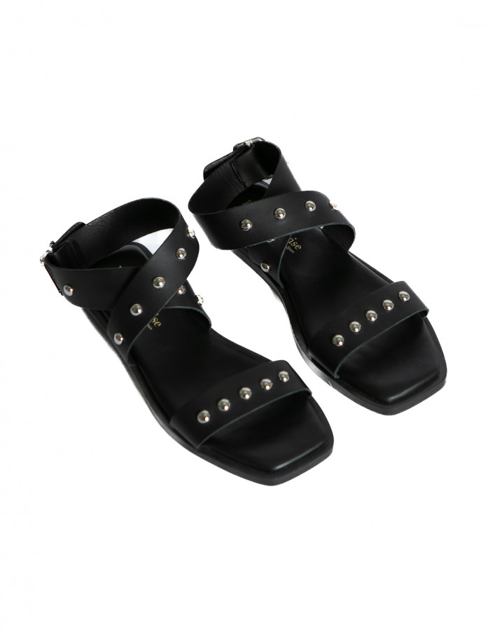 Sandalias negras con tachuelas plata Bryan stepwise Sommes Demode Zaragoza