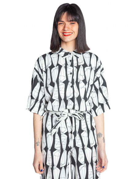 camisa negra print grafico blanco eukene skfk sommes demode