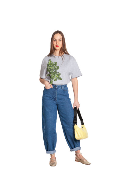 camiseta gris flor bordada verde saria cks sommes demode zaragoza