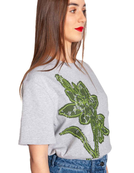 camiseta gris flor bordada verde saria cks sommes demode zaragoza