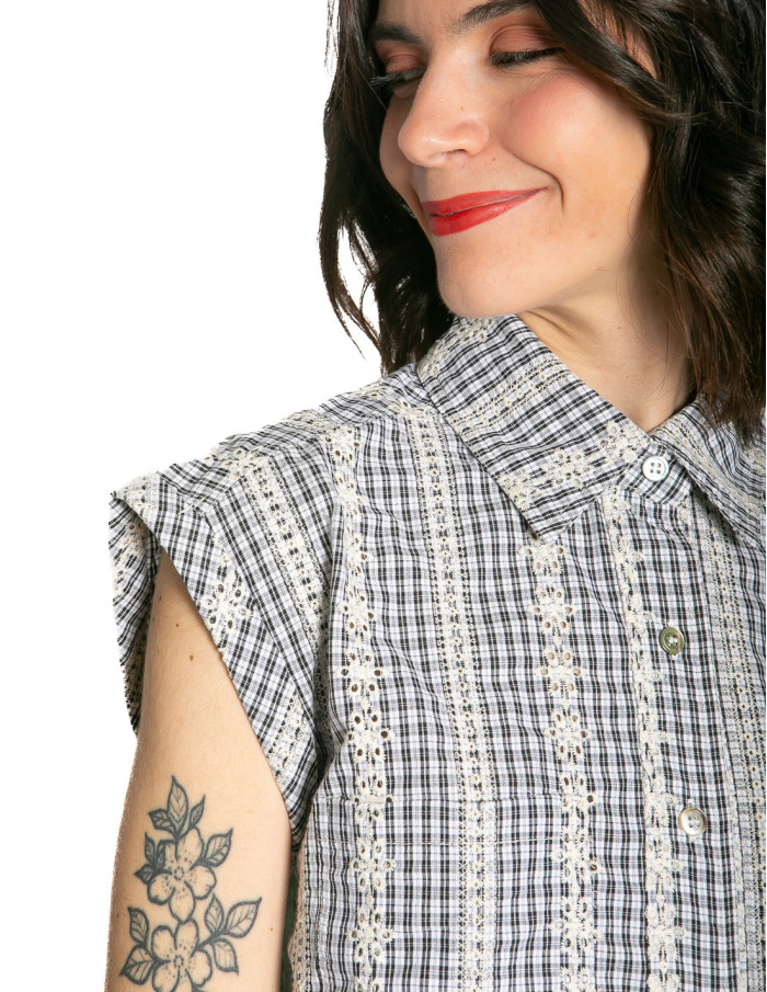 CAMISA CUADRITOS Y ENCAJE FLORAL CHANONE ARTLOVE sommes demode zaragoza