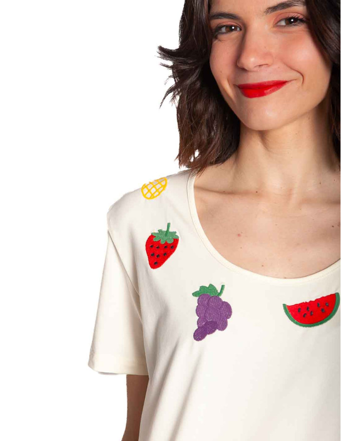 Camiseta color crudo bordado frutas Pepa Loves Sommes Demode Zaragoza