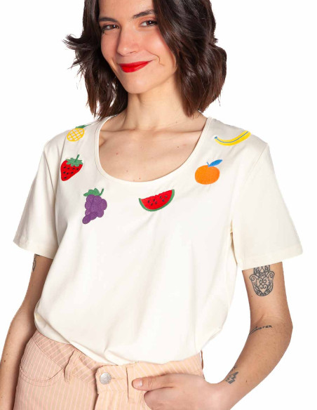 Camiseta color crudo bordado frutas Pepa Loves Sommes Demode Zaragoza