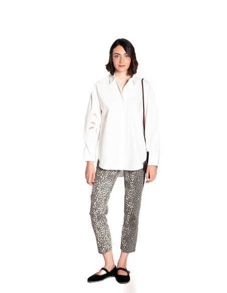Camisa oversize blanca flores bordadas Spin Cks Sommes Demode Zaragoza