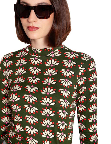Camiseta verde estampado retro geometry Compañía Fantástica Sommes Demode Zaragoza