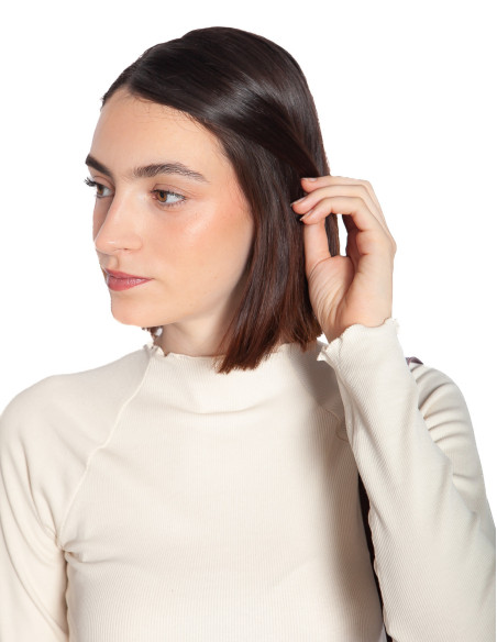 Top canalé crudo detalle volantes tone Byoung Sommes Demode Zaragoza