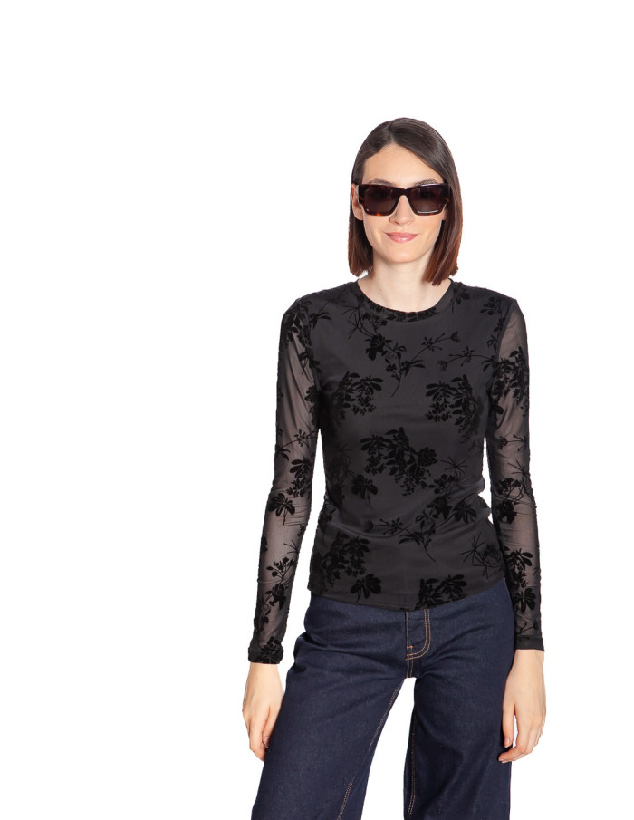 Top negro floral transparencias Rimesha Byoung Sommes Demode Zaragoza