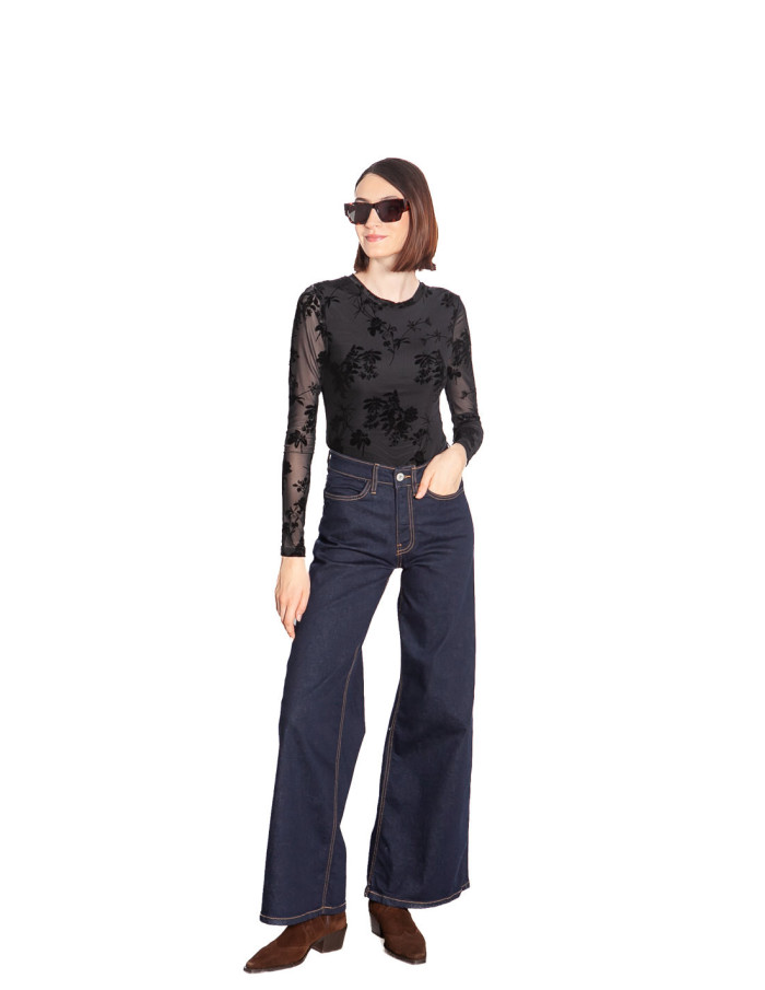 Top negro floral transparencias Rimesha Byoung Sommes Demode Zaragoza