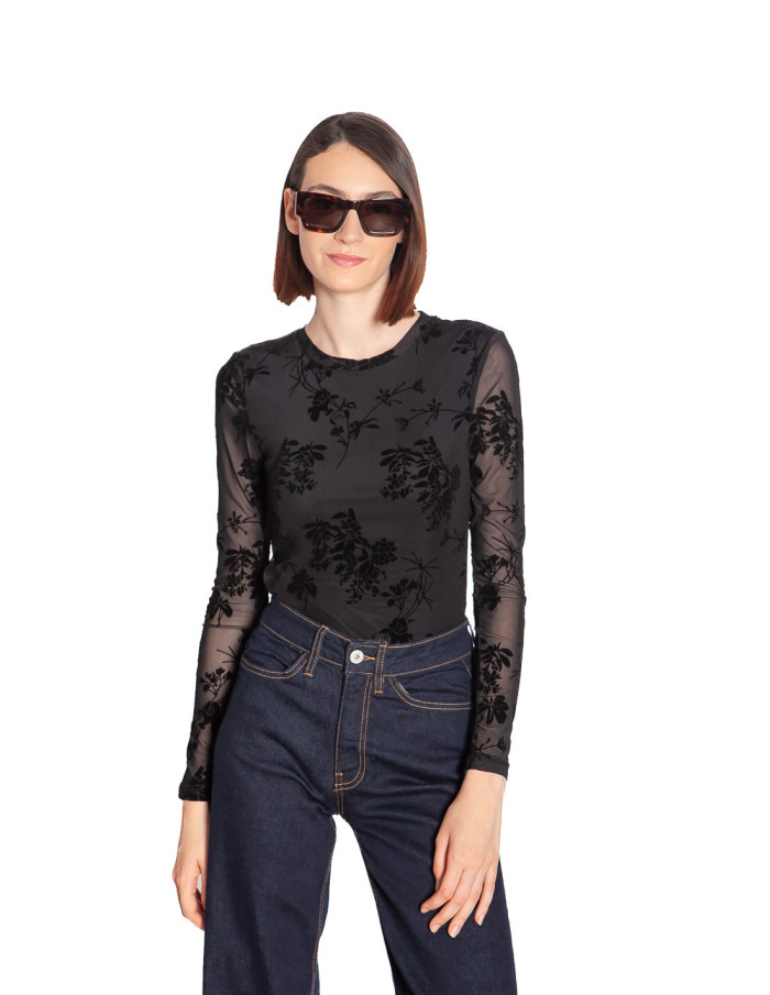 Top negro floral transparencias Rimesha Byoung Sommes Demode Zaragoza