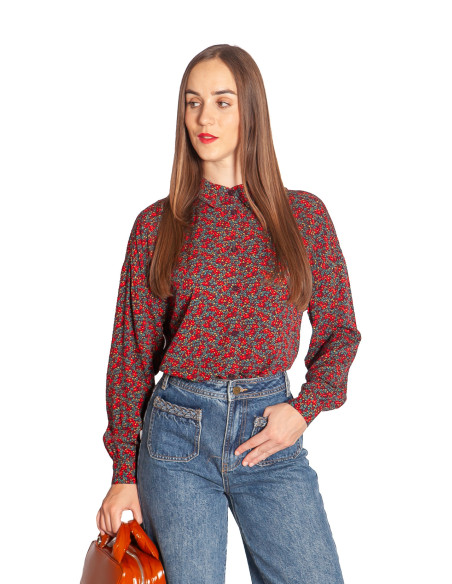 camisa estampado de florecillas rojas fee king louie sommes demode zaragoza