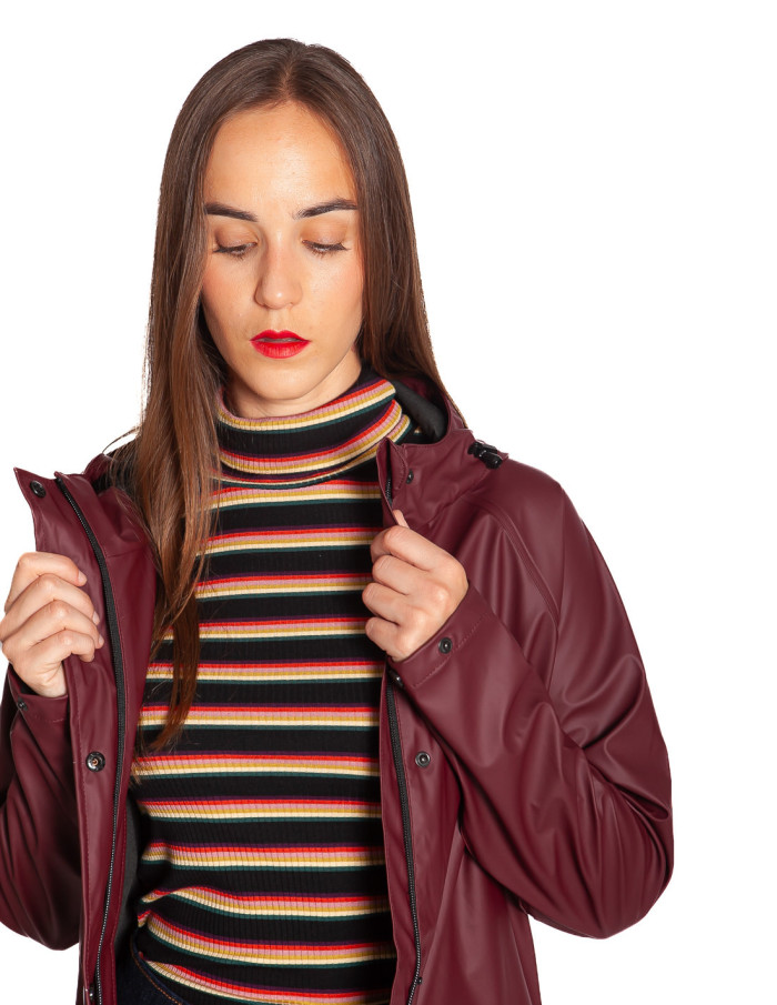 chubasquero efecto mate color burgundy  ichi sommes demode zaragoza