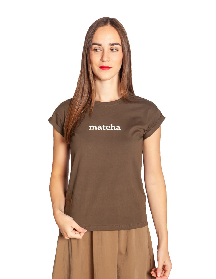 Camiseta caqui mensaje Matcha Atlas Grace And Mila Sommes Demode Zaragoza