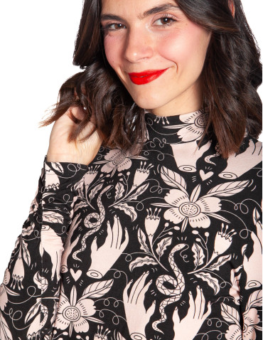 Top cuello alto estampado manos Pepa Loves Sommes Demode Zaragoza 2