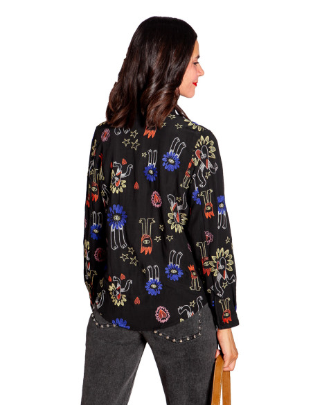 Camisa negra con bordados Love Pepa Loves Sommes Demode Zaragoza