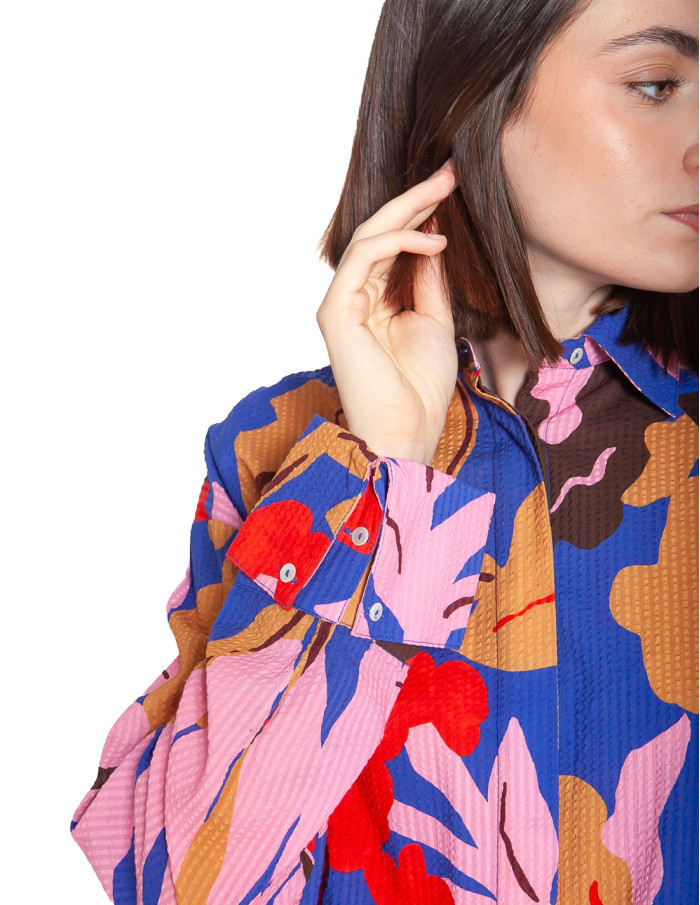 camisa oversize estampado flores grandes osan frnch sommes demode zaragoza
