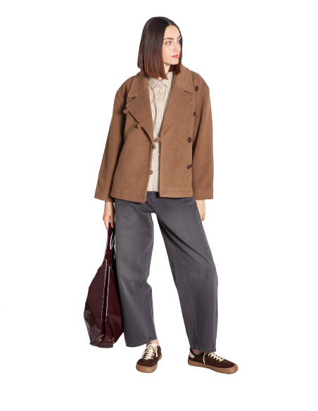 abrigo botonadura cruzada color toffee citrio byoung sommes demode zaragoza