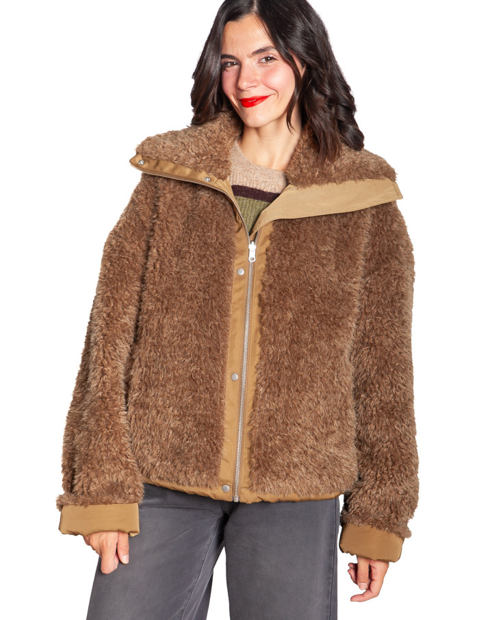 ABRIGO TIPO PARKA REVERSIBLE COLOR CAQUI CATCH CKS SOMMES DEMODE ZARAGOZA